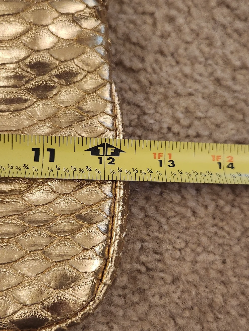 Guess‎ Gold Textured Clutch Cosmetic Bag #K